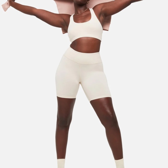 MATE the Label Organic Stretch Biker Short in Bone - Picture 5 of 6